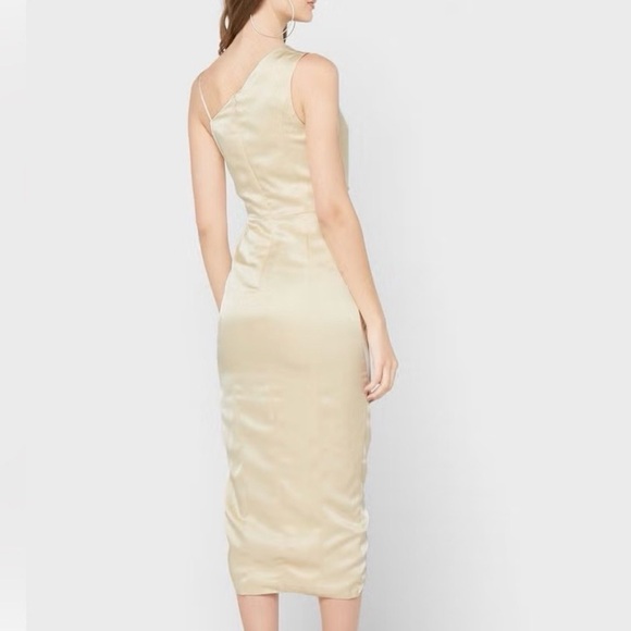 NWT - Lavish Alice Elegant Satin Dress - Picture 4 of 6